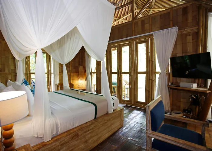 Romantic Bamboo & Ubud 4*
